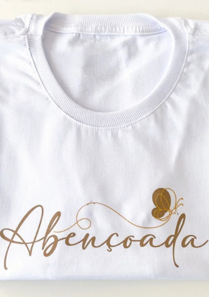 T-shirt Feminina Abençoada