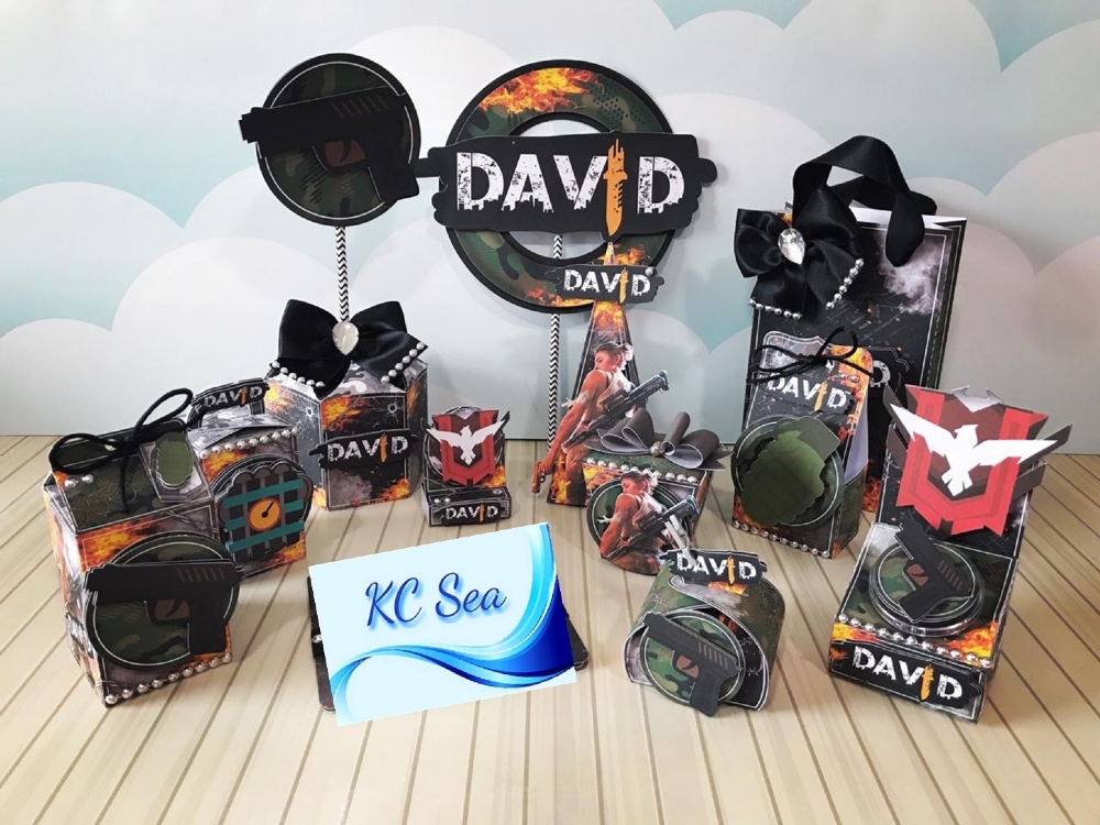 Kit Decoração Aniversário Personalizado com NOME e IDADE Free Fire