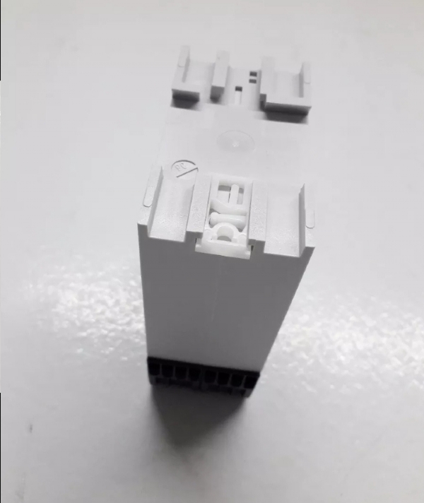 Relais De Sécurité ABB RT6 - 24VDC - Référence 2TLA010026R0000 - Pour Automates Et Systèmes Industriels